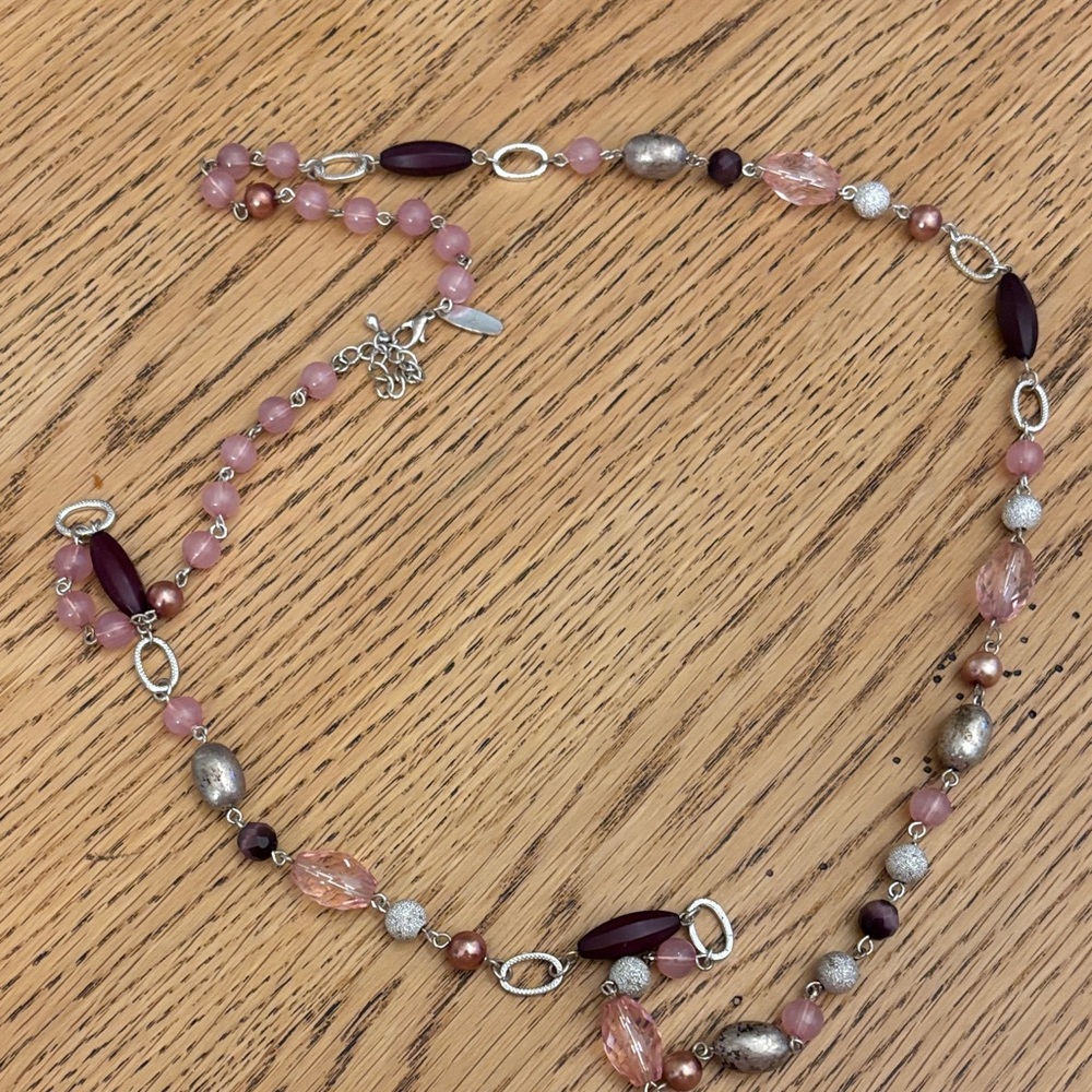 Elegant Pink and Silver Beaded Necklace